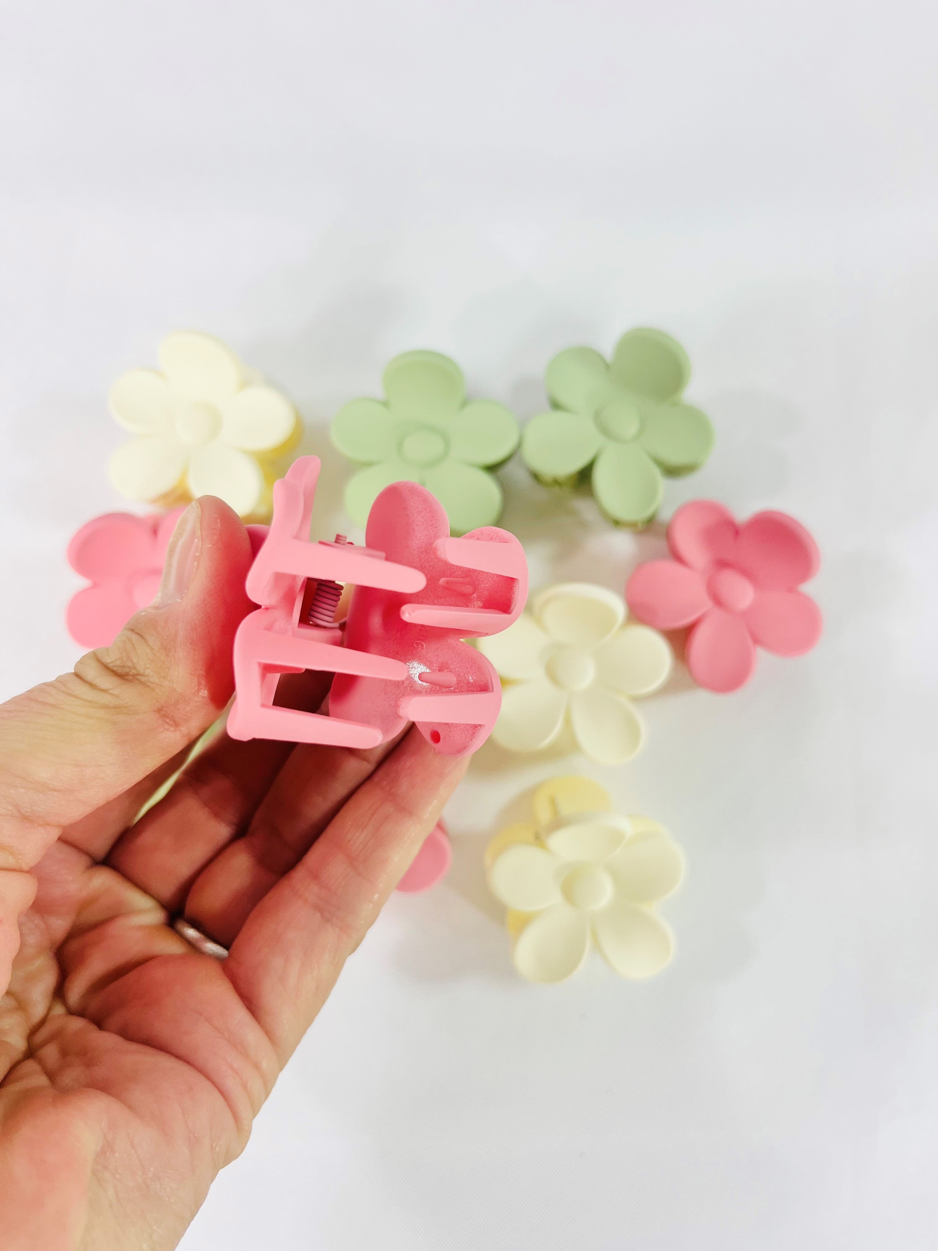 Mini Flower Hair Claw Clip