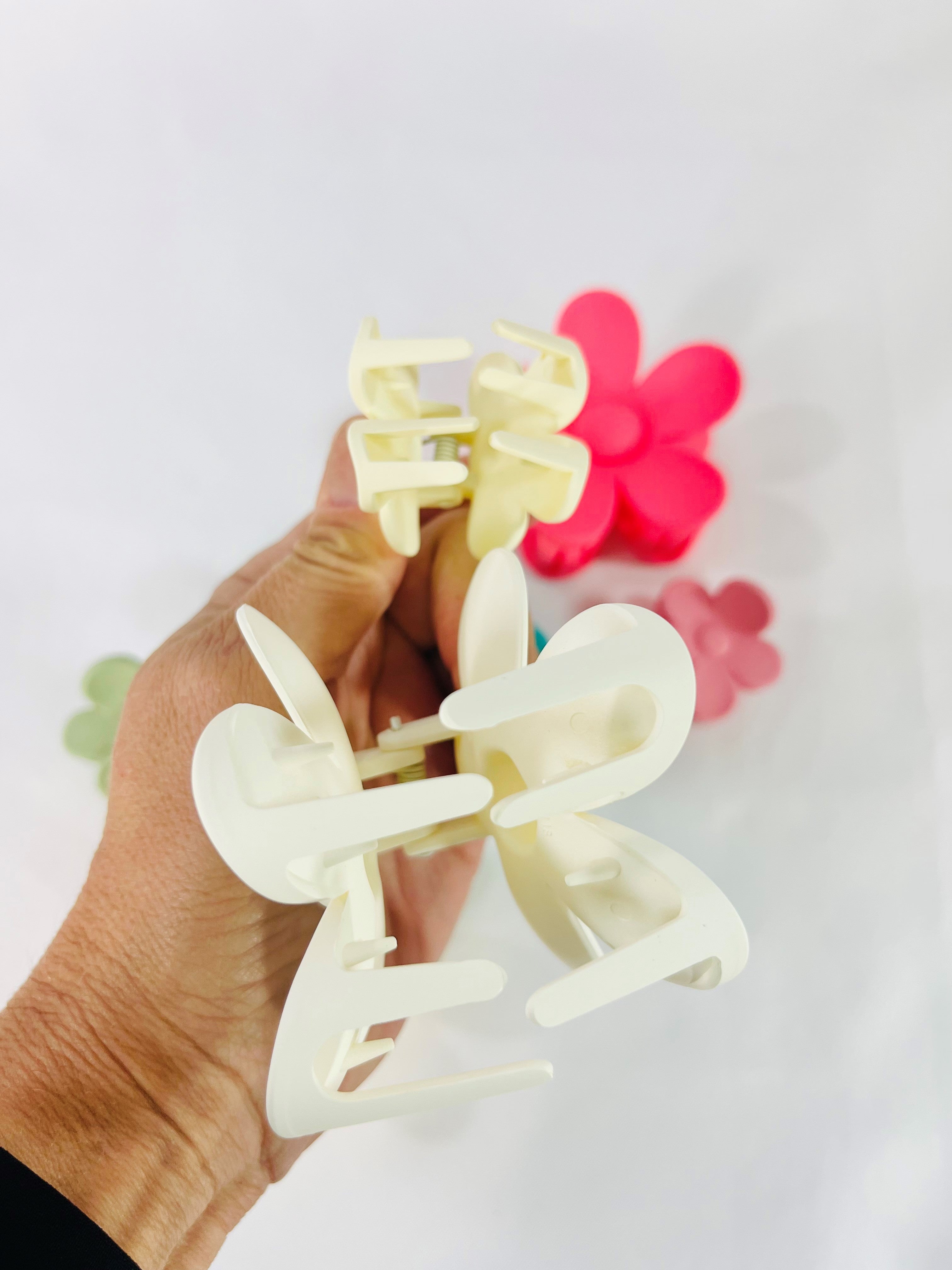 Mini Flower Hair Claw Clip