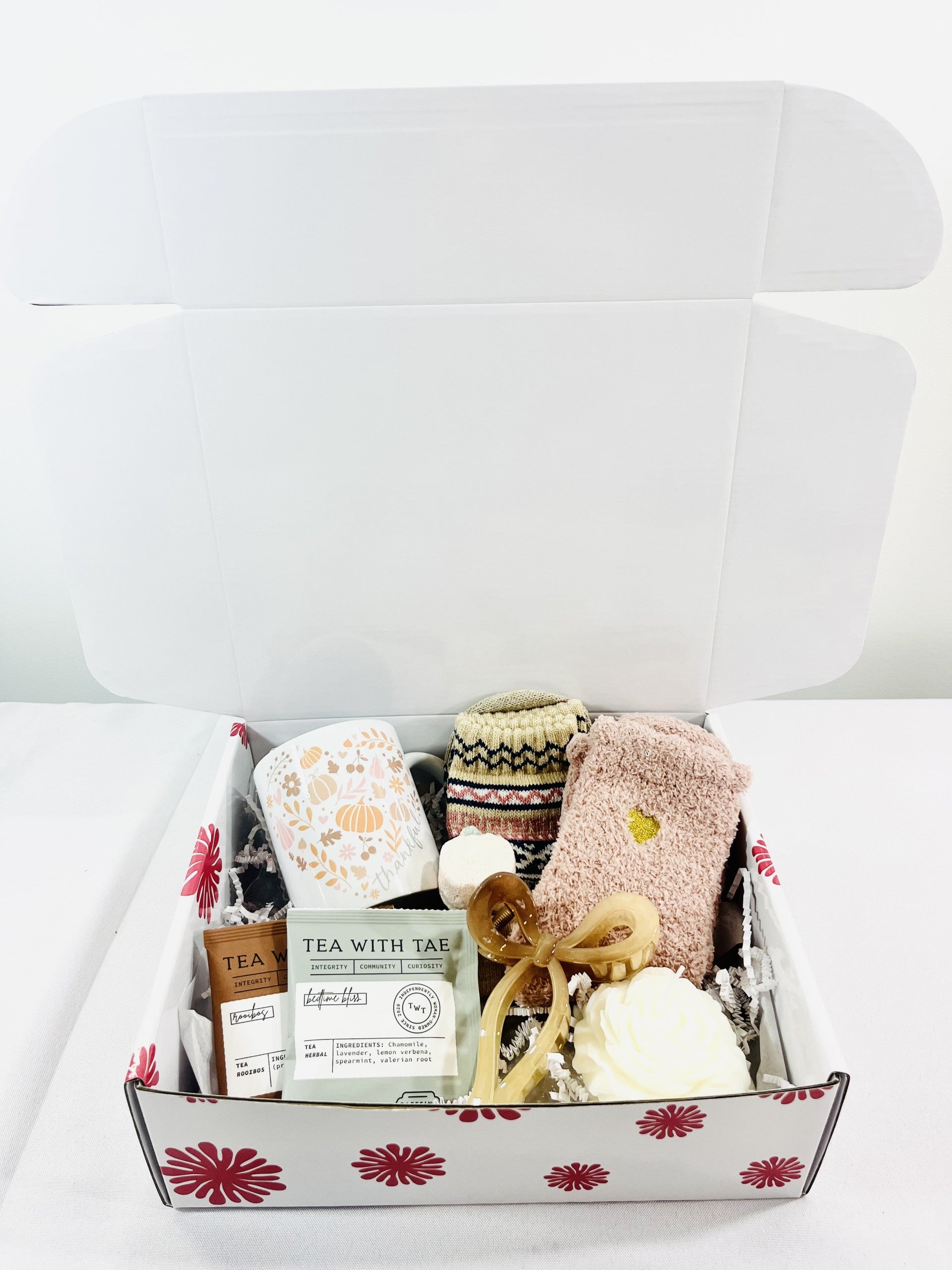 Thanksgiving Gift Box With Tea