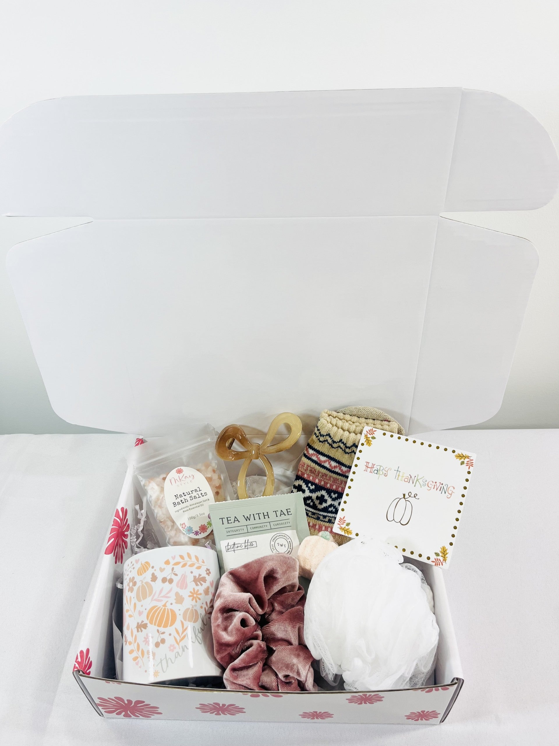 Thanksgiving Gift Box With Tea