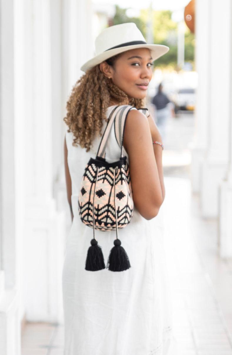 Sweet & Salty Lombia Handmade Wayuu Crossbody Bag (Size M) - Mkay Style