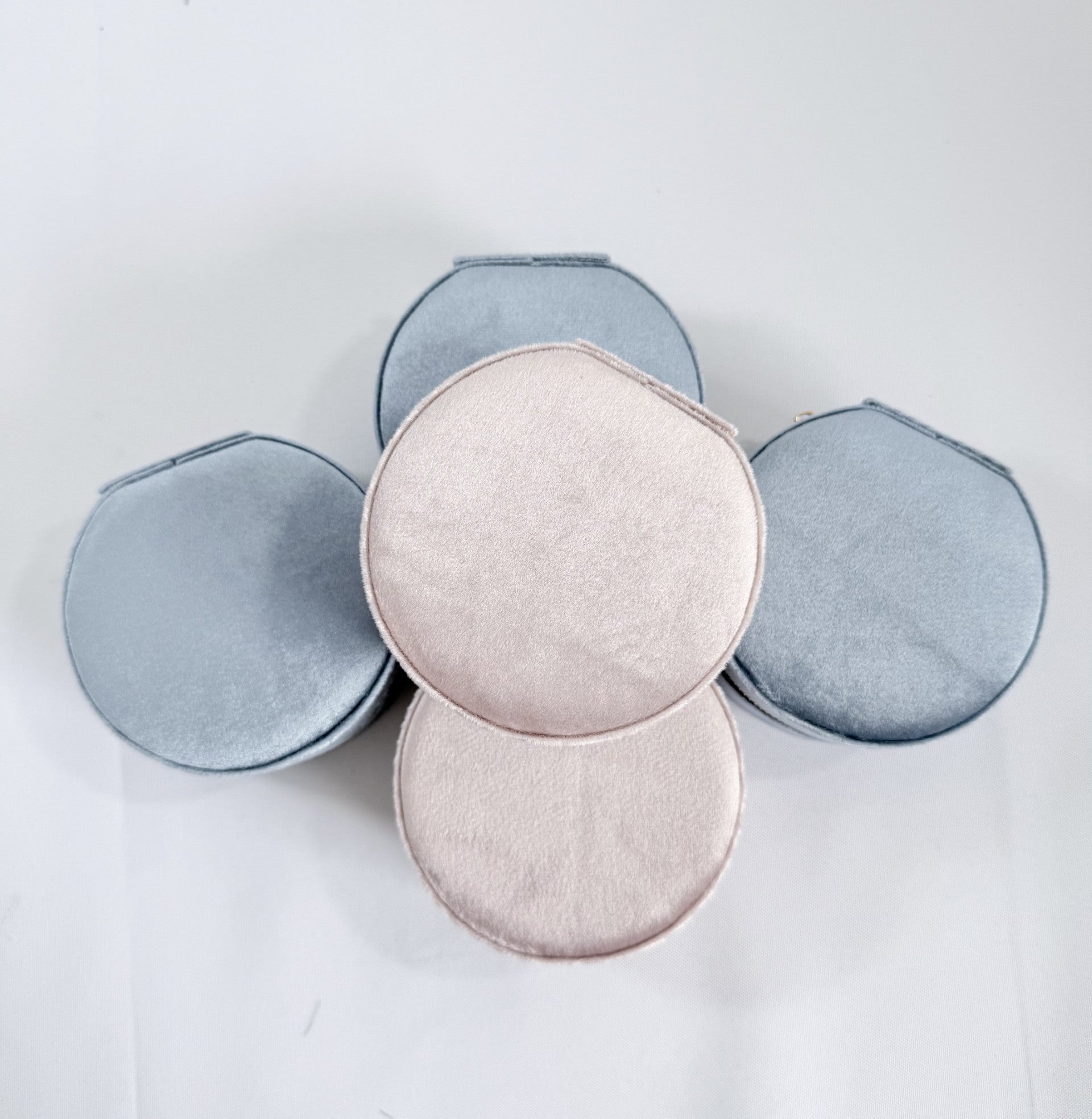 Custom Initial Velvet Jewelry Case For Bridesmaid