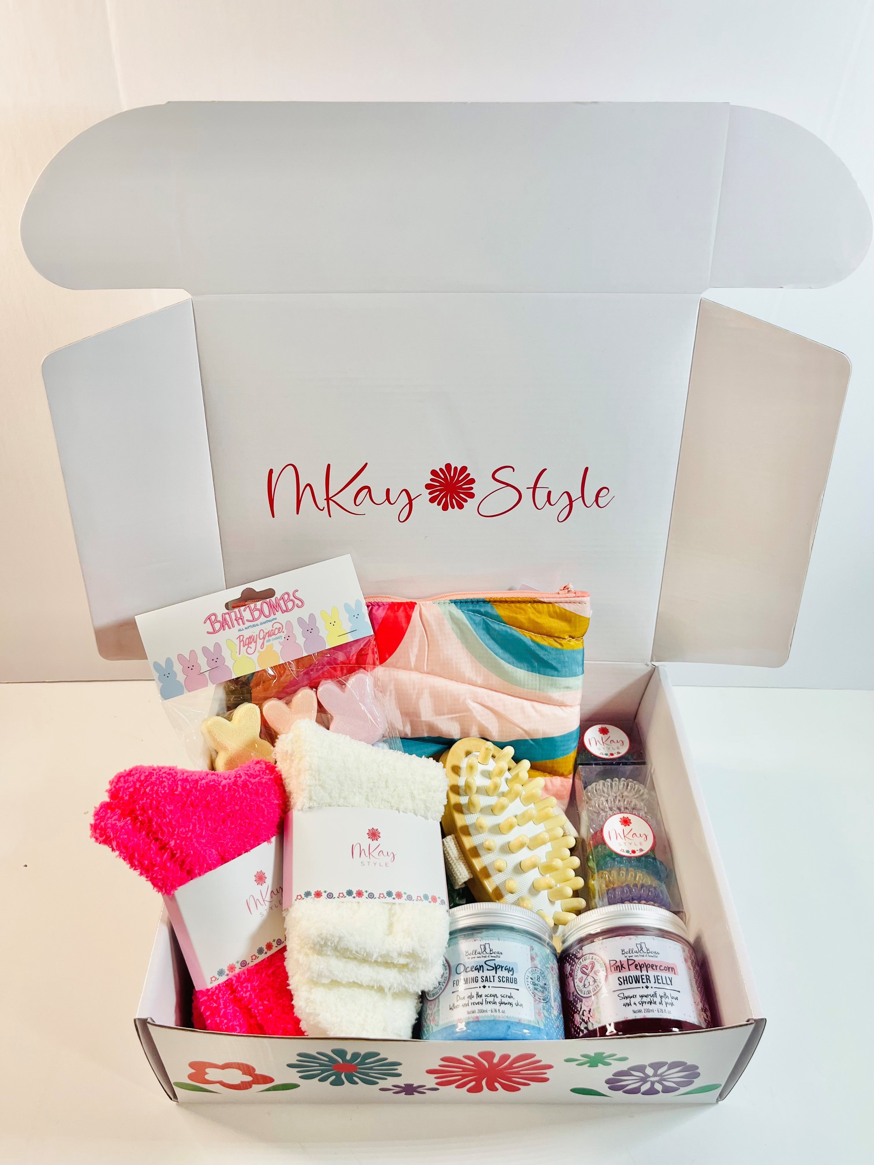 Easter College Bright Gift Box